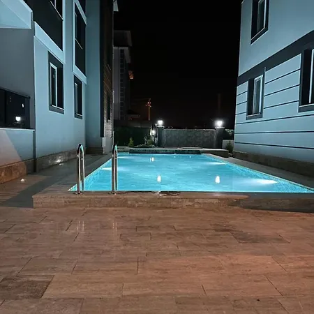 Apartament Gardenya *
